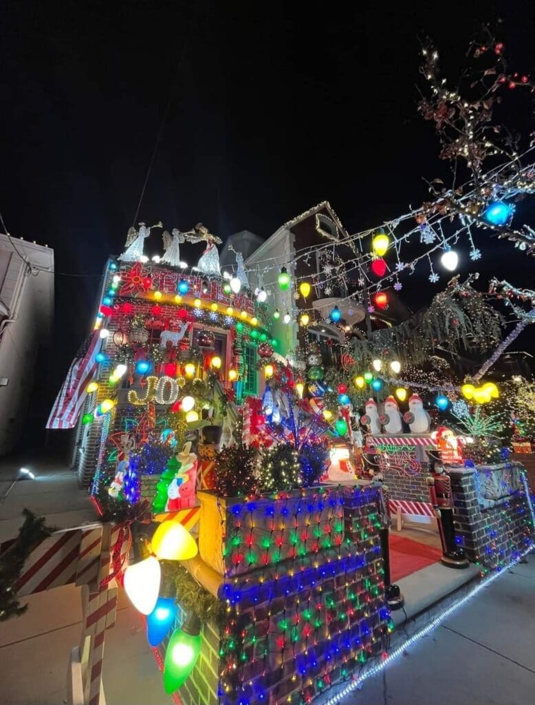 Christmas Holiday Lights in Dyker Heights Brooklyn - Limo Service provided by Fire Island Limo of Long Island NY & NYC