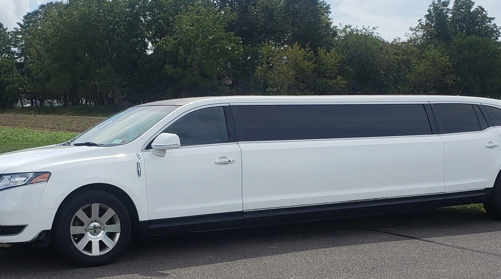 Luxury Stretch Limo Transportation - Fire Island Limo of Long Island NY & NYC